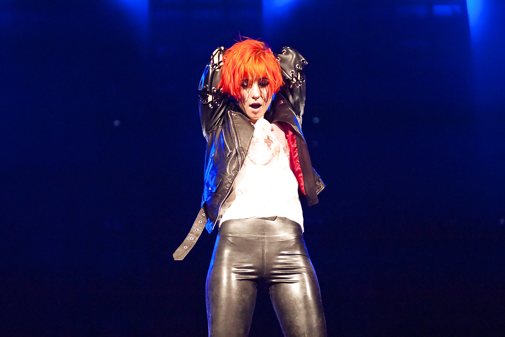 Hayley williams 5
 #24132004