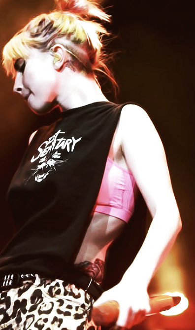 Hayley williams 5
 #24132139