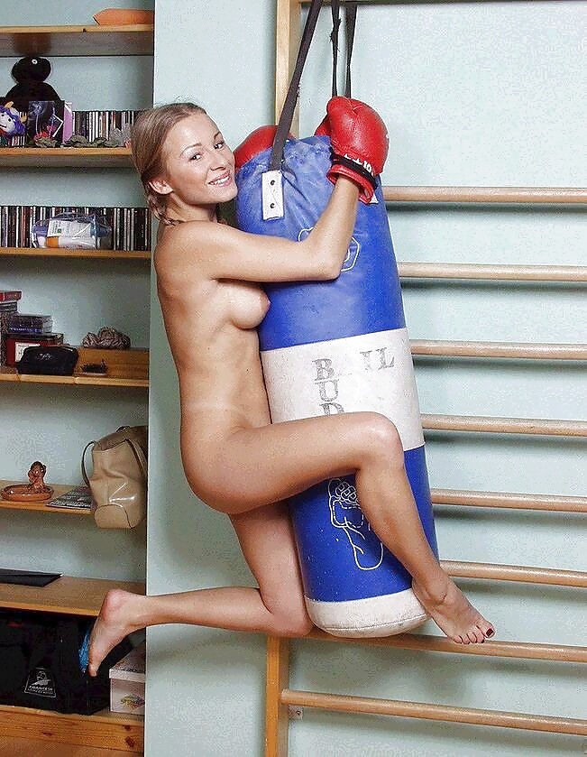 Deporte desnudo 1-
 #26835586