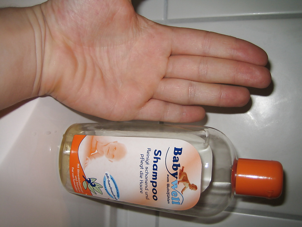 Shampoo-Flasche #33398285