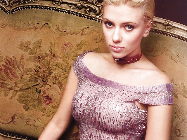 Una ragazza americana chiamata Scarlett J.
 #24875024