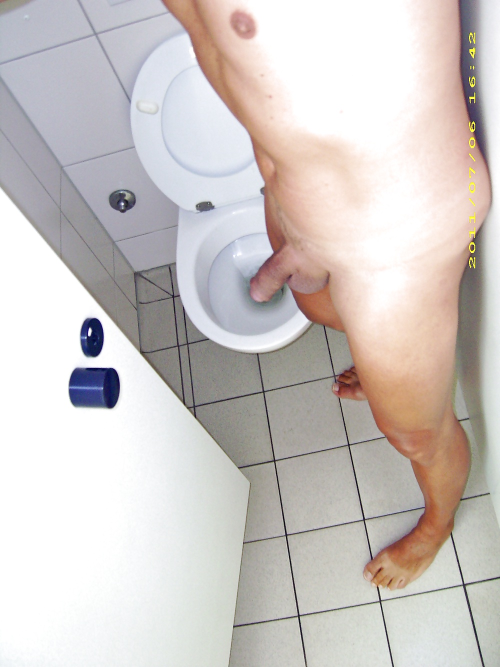 Wichsen In Public Toilet 2 #25095394