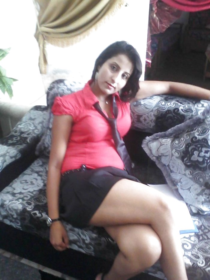 Chica árabe
 #37070042