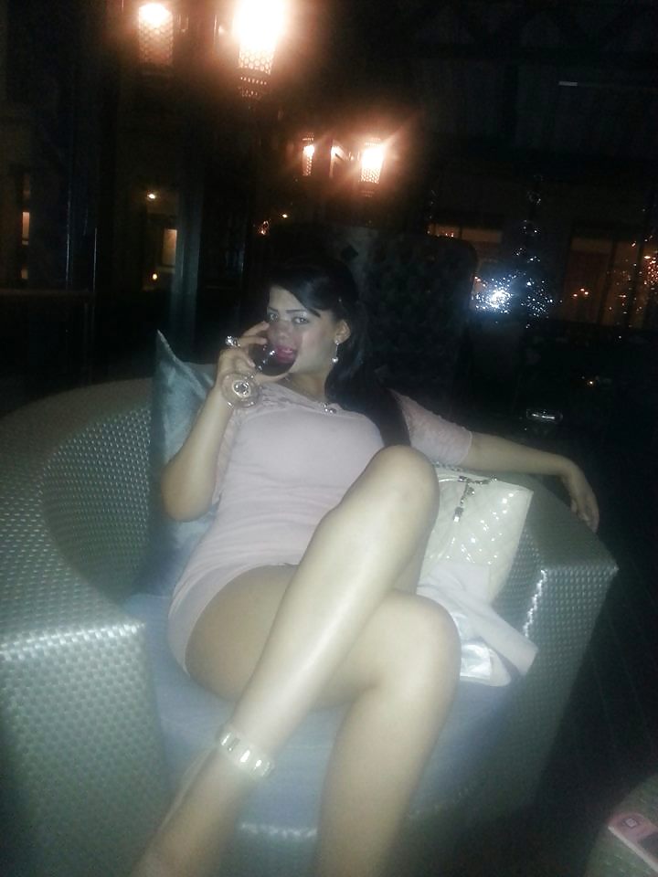 Chica árabe
 #37070046