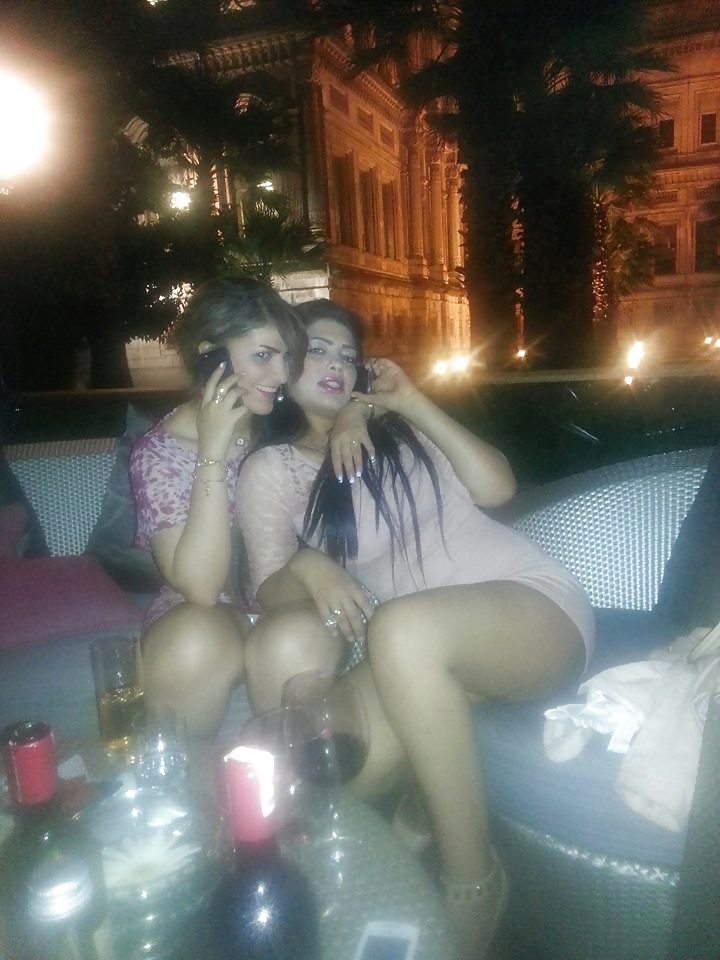 Chica árabe
 #37070049