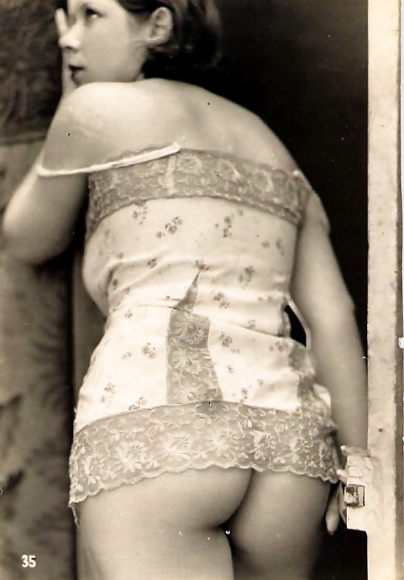 Vintage lady's &  Up-Skirt-num-001 #28180103