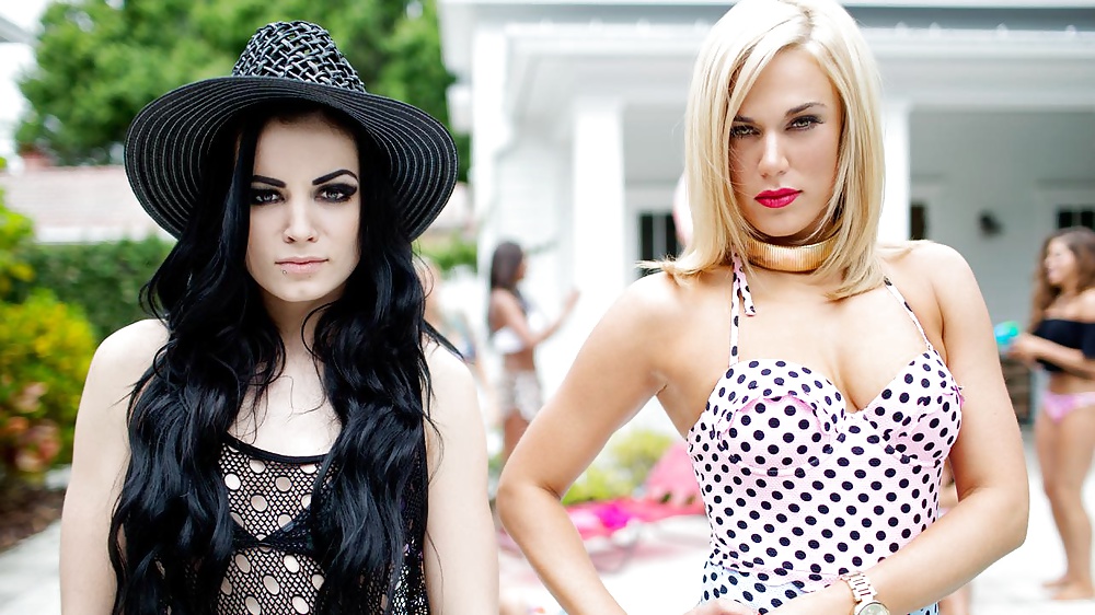 Paige and Lana #31320191
