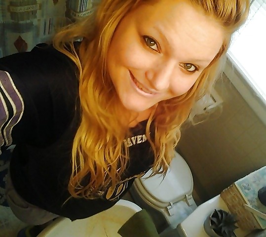 MelissaJ From ' SmutDates Dot Com '  #33177547