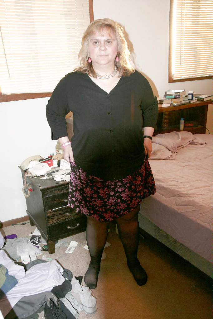BBW Mary Poses In Her Pantyhose  #39524014