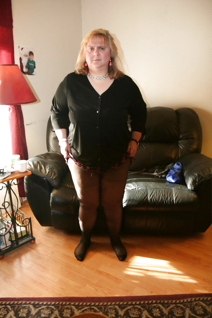 BBW Mary Poses In Her Pantyhose  #39524064