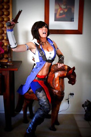 Jessica Nigri...Do you think her hacked pics real or fake? #40759437