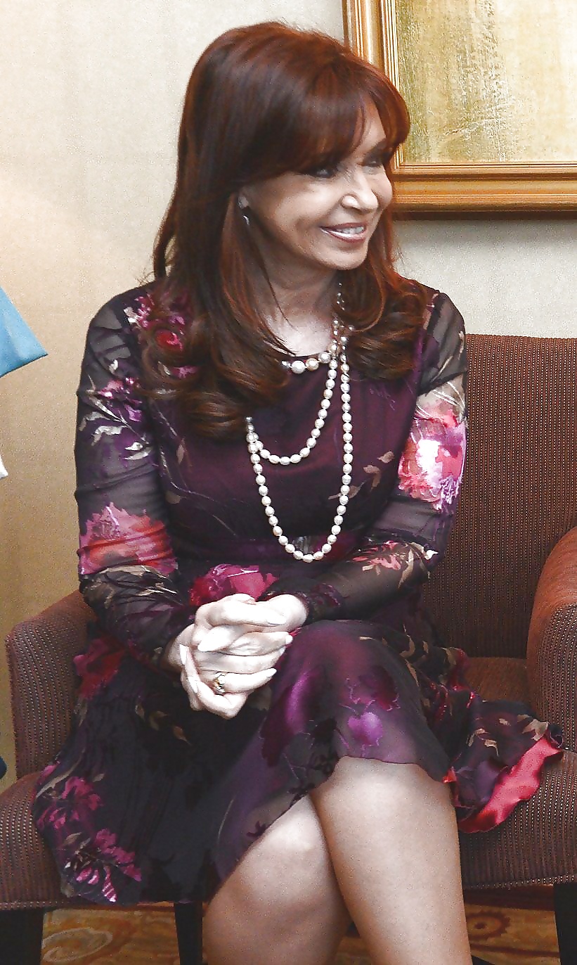 Cristina kirchner, hermosa presidenta argentina madura
 #41099407