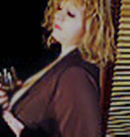 Domingo noche acosador
 #35118894