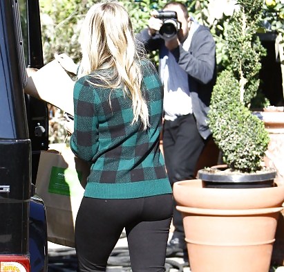 Hilary duff
 #36014695