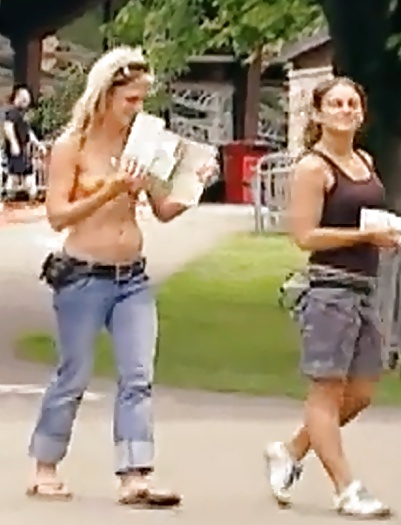 ギャグの楽しさ
 #25601090