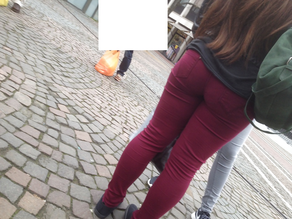 Voyeur - Big Fat Ass in red Jeans #26813688