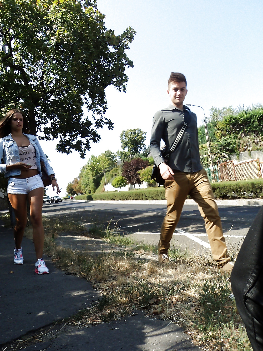 Hotties with their guys - candids! #24765184