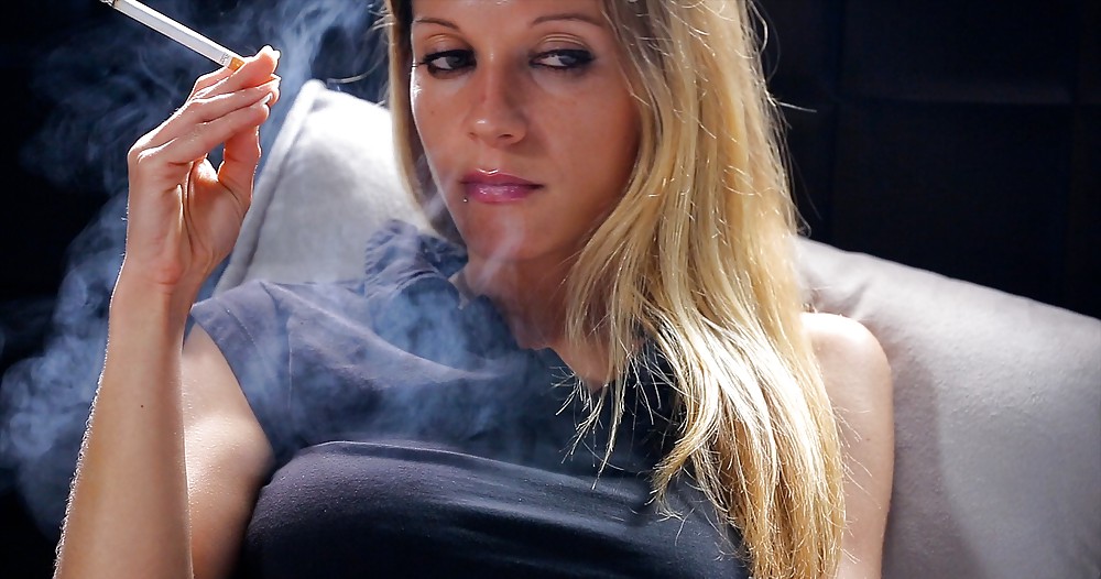 Glamour Smoking: Franchezca #37644498