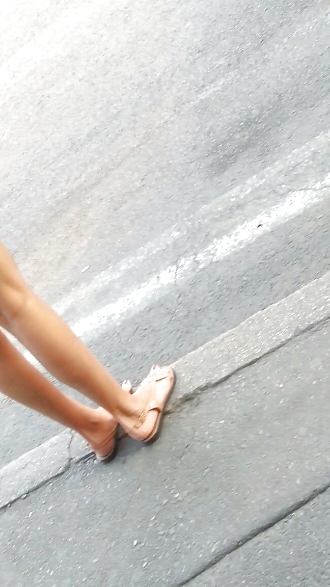Spion Sexy Fußnägel Und Beine Alt + Jungen Rumänisch #30702511