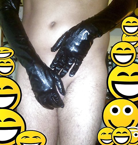 Black Vinyl Gloves