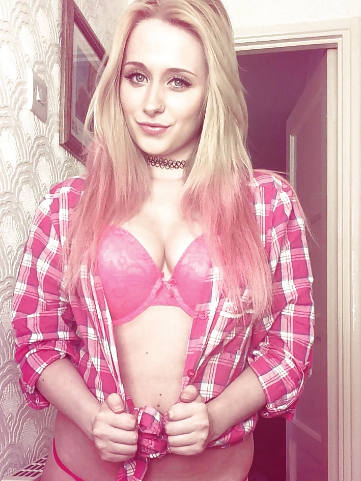 Dirty geordie tart
 #28498926