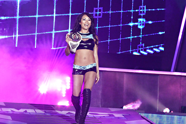 Gail Kim #30759923