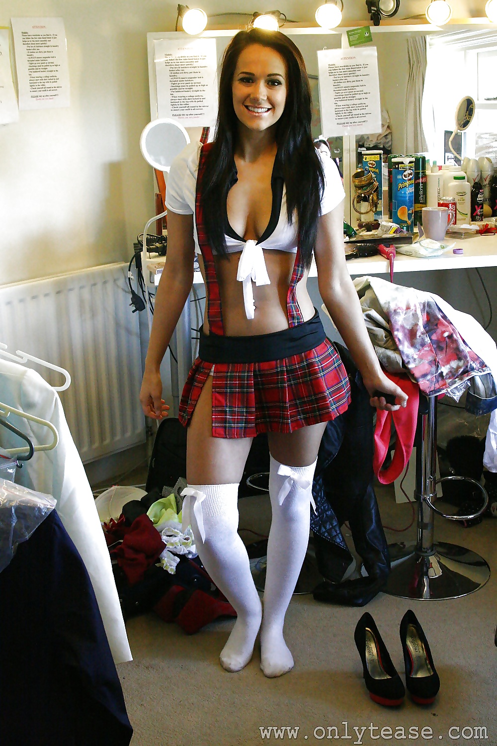 Hoy amateur schoolgirls. 
 #40946508