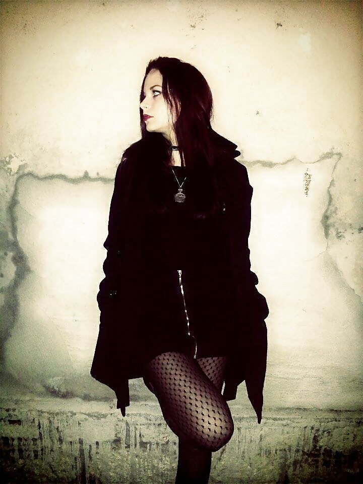 Goth redhead cocksucker #25345477