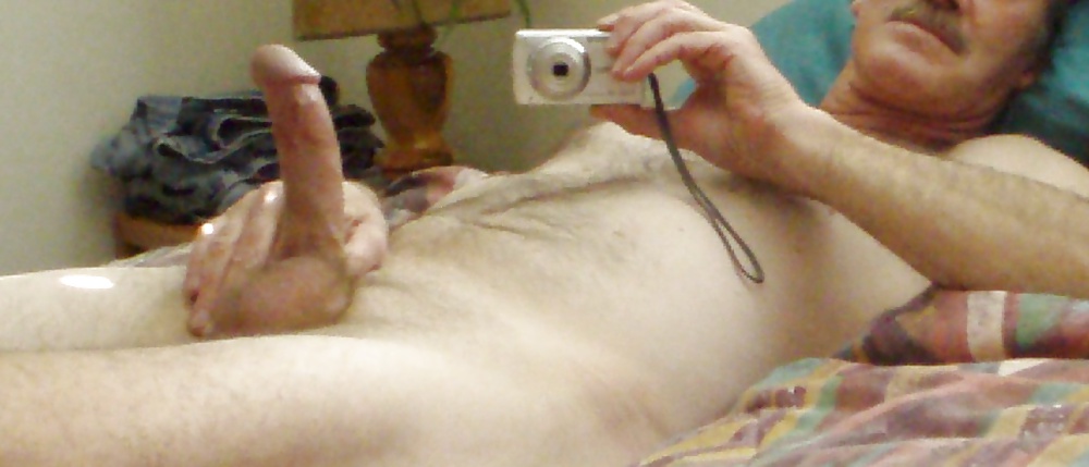 鏡の中の自分の写真
 #30122085