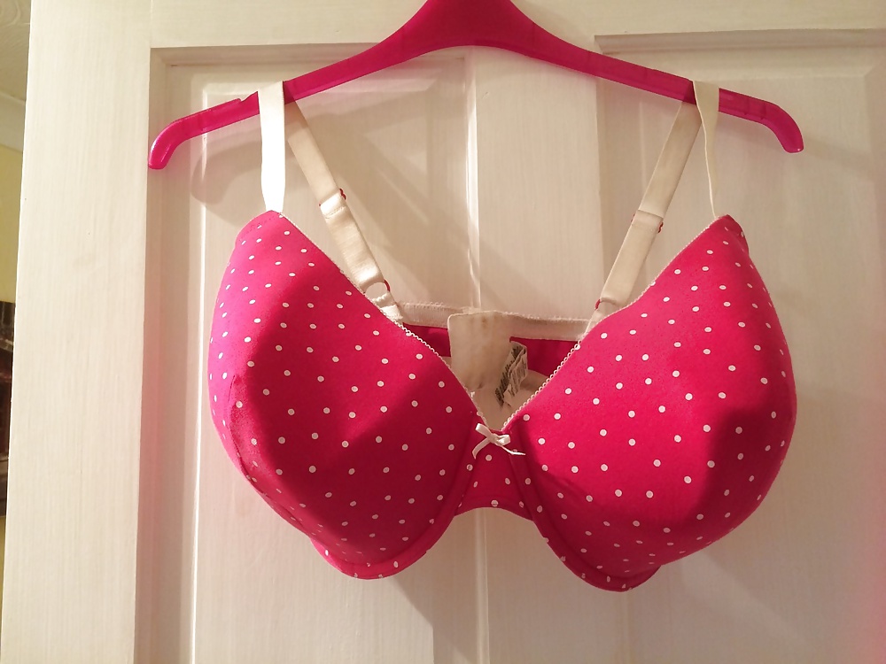 Used G cup bras #32296820