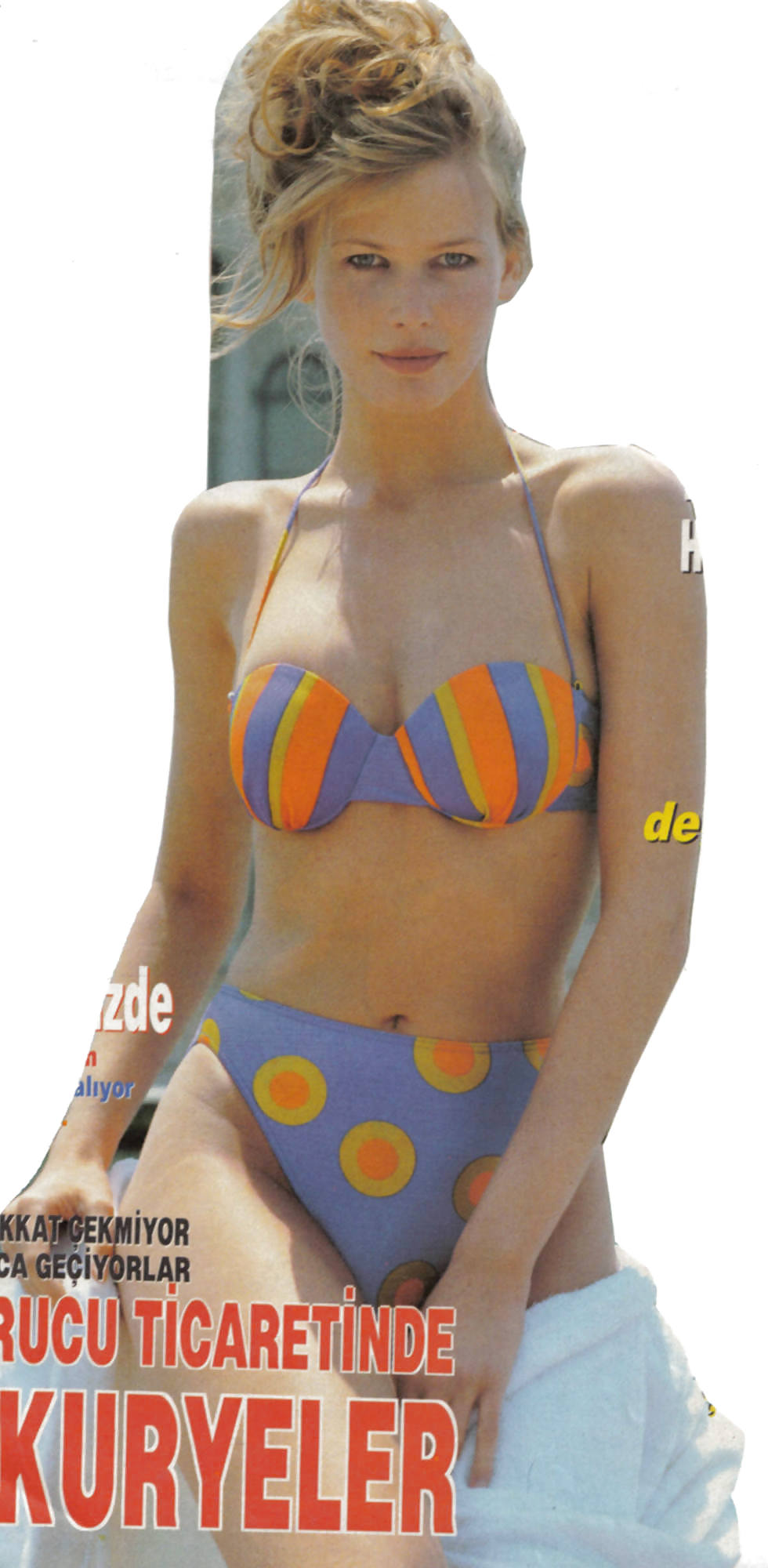 Claudia Schiffer - ビキニの写真
 #26048586