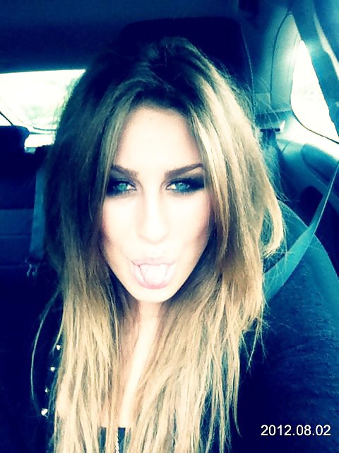 Linda Teodosiu (Sänger) #35528366