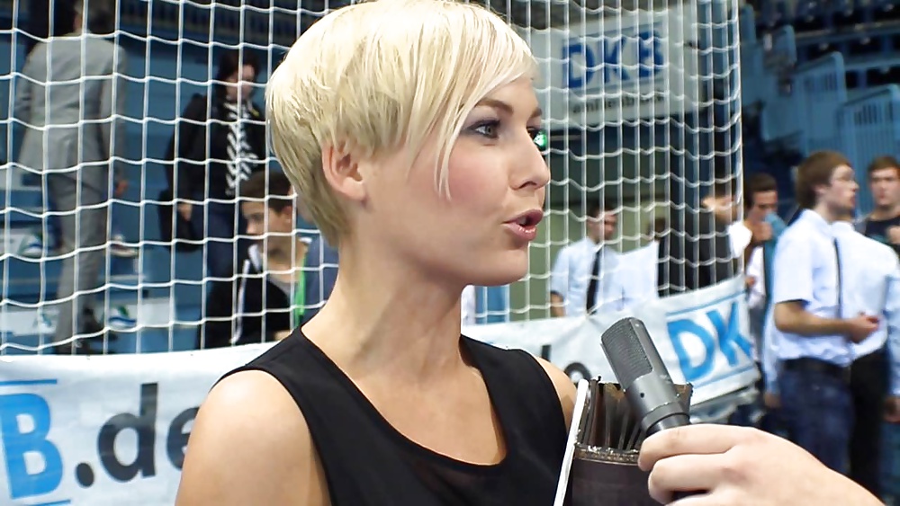 Anett Sattler - german sports commentator #40957788