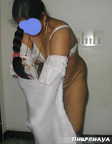 Desi holy
 #24215088