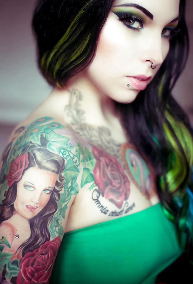 Modelos de tatuajes (mujeres) 22.1
 #37658934