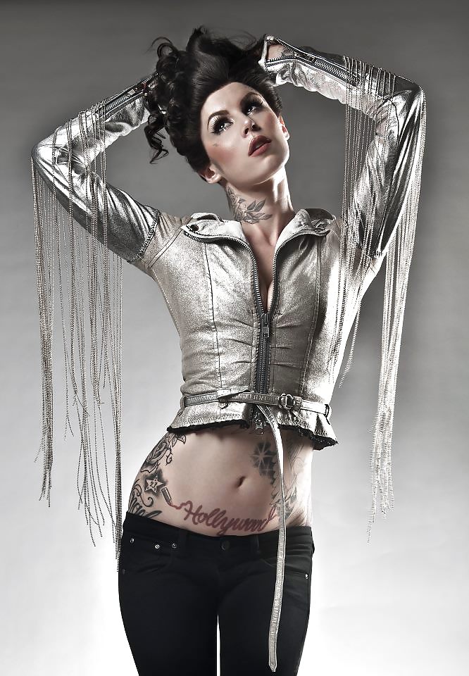 Modelos de tatuajes (mujeres) 22.1
 #37658947