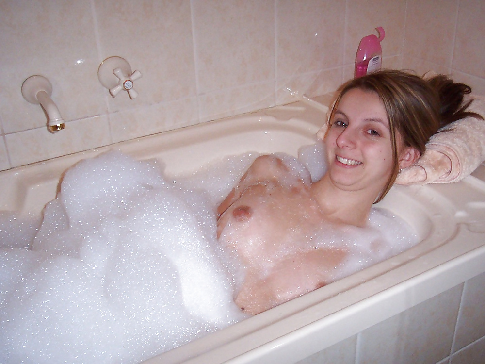 Reiben Ein Tollpatschtolpatsch, Titties In Der Wanne #26466024