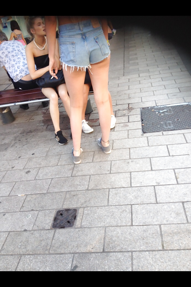 ベルファストでの Candids
 #33250182