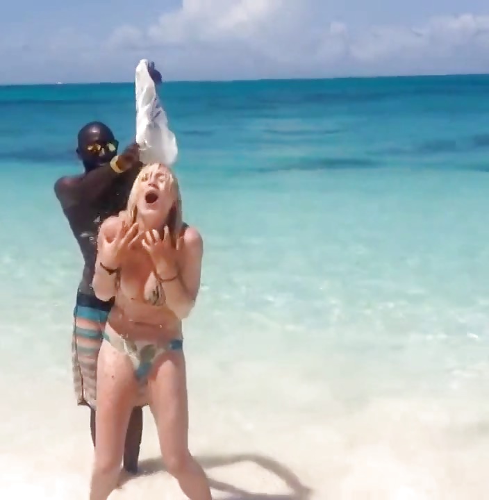 Yvonnestrahovski mega colección 
 #31472971