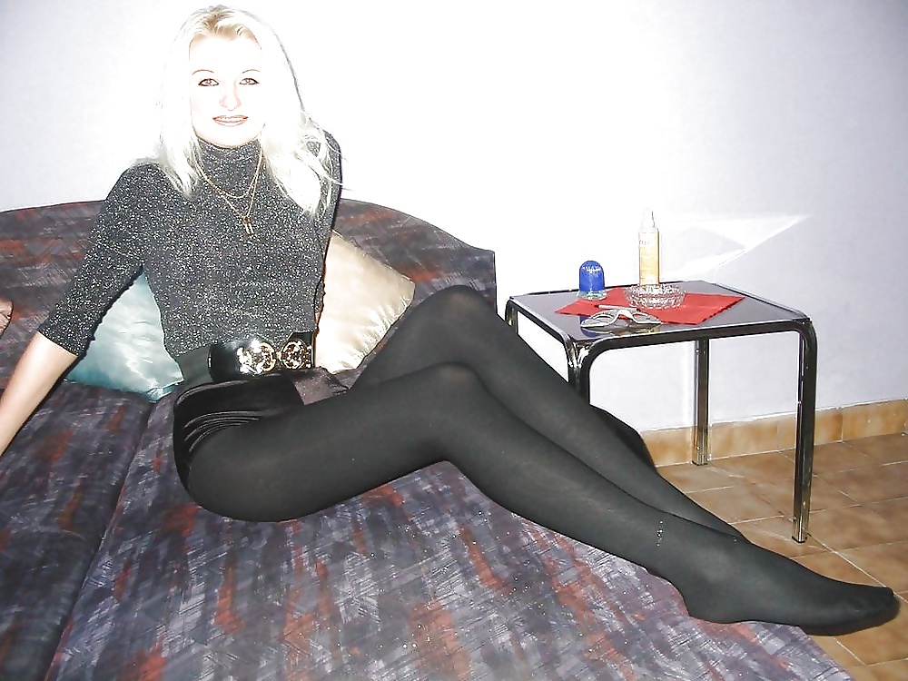She's Soo Sexy In Pantyhose!! #32347936