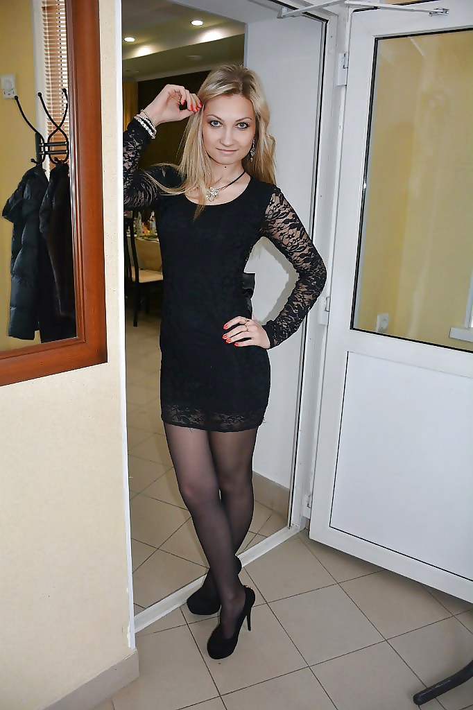 She's Soo Sexy In Pantyhose!! #32347987