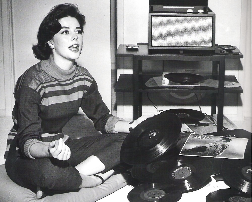 Vintage lady's & Vinyl records-num-001 #27361102