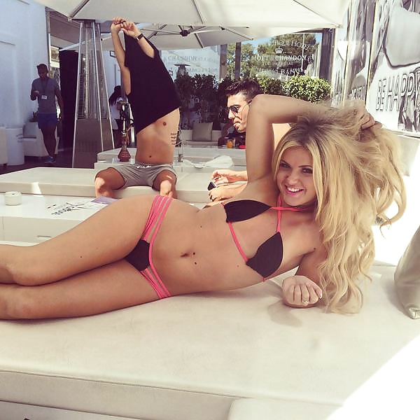 スカウス・ベッキー・バービー
 #40443070