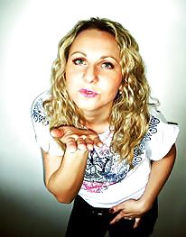 嫁さん
 #25086958