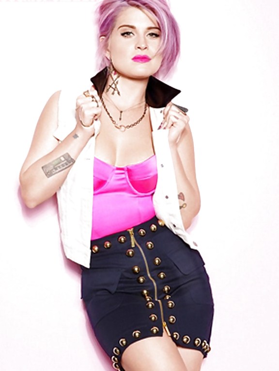 Kelly Osbourne #36559982