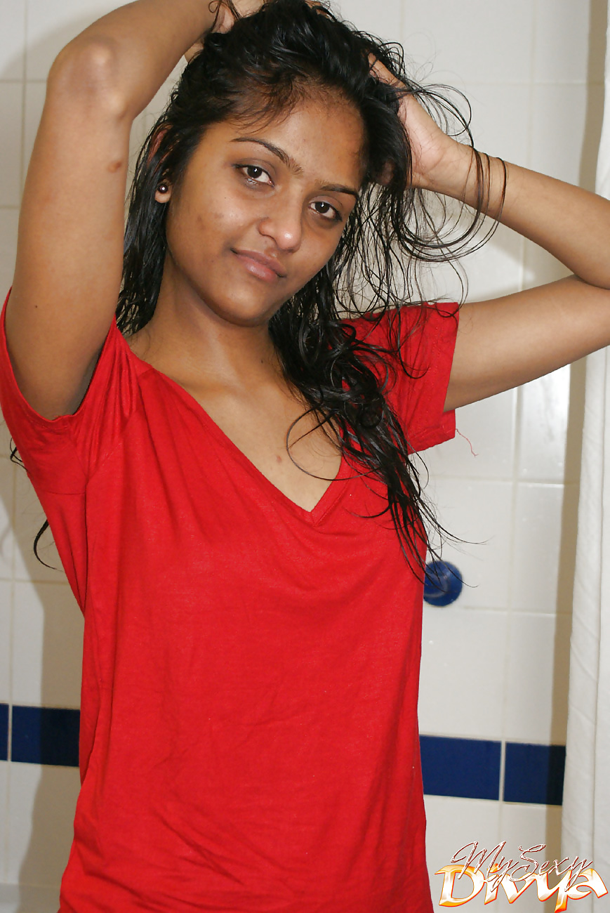 Indian Babe Divya - MySexyDivya.com #32639984