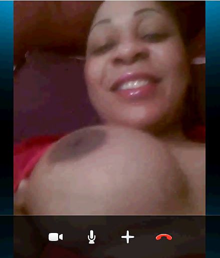French Ebony showing Big Boobs on Skype #39370872