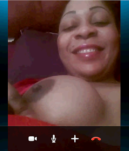 French Ebony showing Big Boobs on Skype #39370904