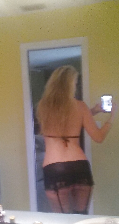 Burlarse de la esposa
 #30459769