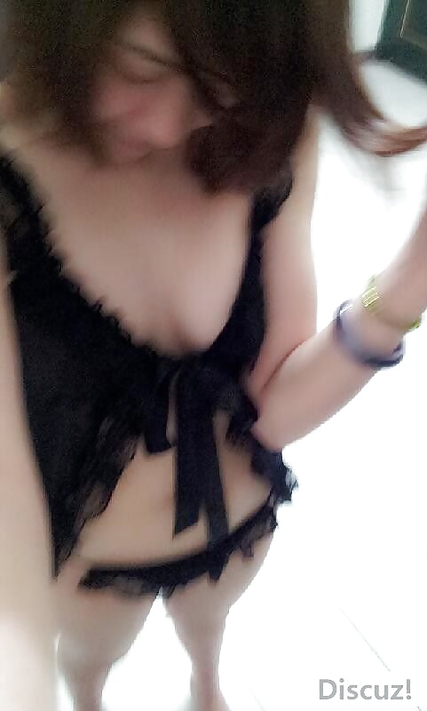 0182 asian selfie
 #40546229